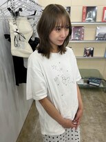 ウニュ(uninu) オリーブベージュ レイヤーカット