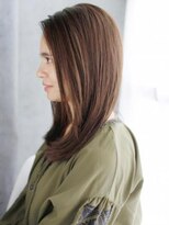 ヘアメイク ナル(hair make nalu)&nbsp;かきあげバングのナチュラルストレート