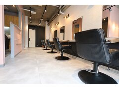 eim hair rink 長津田店【エイム ヘア リンク】