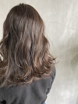 ティティ(TiTi) 透明感 ラベンダーカラー [TiTi_福田りの]