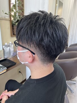 コアフィールフィス(COIFFURE fils) 《見附 今町》メンズ ツーブロック刈り上げ
