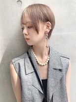 ディア(.eer)&nbsp;【.eer/ディア】丸みショート×ミルクティーベージュ／ｗカラー