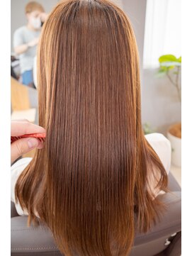 アット(att..) att..【とつかひろや】お客様style縮毛矯正