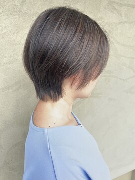 スリー(THREE) イメチェン/ホワイトブロンド/外ハネボブ/美髪/蟹江/蟹江駅