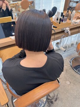 ガーデンエン 表参道(GARDEN eN) ぱつっとボブ×グレージュカラー