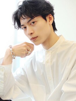 アコロン(acoron.)の写真/【カット+スパ￥5,000】ビジネスシーンでもお洒落なヘアスタイルを*時短で清潔感のあるヘアを提案*