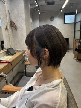 コンフィー(comfy) 暗めカラーデザインカラー ミディアムヘアグランマッシュ