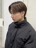 ゼストプール(ZEST POOL)&nbsp;センターパート　毛流れ　ニュアンスパーマ