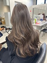 リリット(ReLit) 小顔黒髪クラゲヘアーオリーブグレーココアベージュバーガンディ