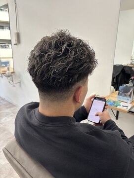 Men's hair salon CLEL【クレル】メンズカット/メンズパーマ/眉毛【3/6開店（予定）】 極道パーマ×ホワイトメッシュ