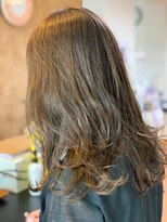 アークスヘアー&nbsp;大人かわいい☆フェアリーな透明感&ツヤ感ブラウンベージュ