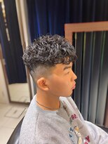 エヌドットバーバー ギンザ(N.BARBER GINZA)&nbsp;ツーブロックパーマ／カーリーヘア/フェード【銀座】<理容室>