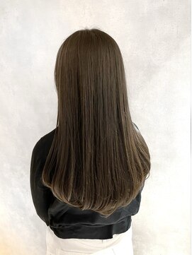 アイディール 心斎橋店(:ideal) 赤みを抑えたマットベージュ