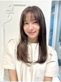 グレーベージュ/顔まわりカット/レイヤーロング/10代.20代.30代