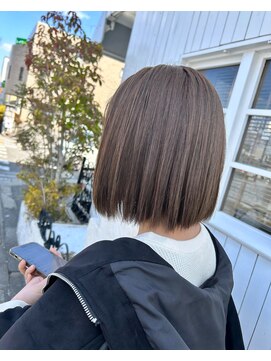 シュプリーム(supreme) 切りっぱなしボブ×オリーブグレージュ