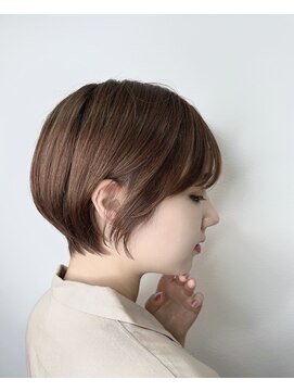 ウィローズ(WILLOW'S) くびレイヤーエモージュ愛されショートボブ艶髪