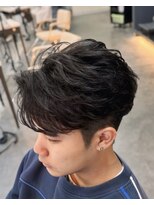 バース バイ ハピネス(BIRTH by happiness)&nbsp;フェザーパーマフェザーショートセンターパート