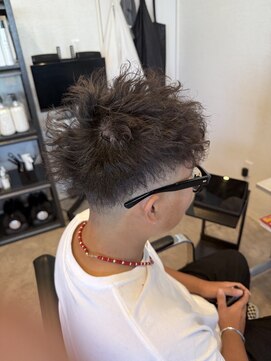 エヌ(N) ツイストスパイラルパーマ