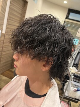 銀座マツナガ 神田店 波巻きツイストスパイラル韓国風ウルフマッシュ