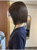 【W】小林 切りっぱなしボブ/中明度ベージュ