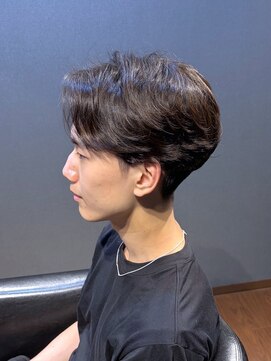 ビーダンディー(Bee dandy) ビジネスツーブロックショート フェザーパーマ サイドパート