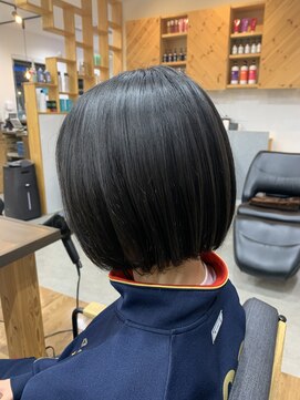 ルッカヘアガーデン バイ ラッシュゴールド(RUCCA HAIR GARDEN by LUSH GOLD) キュートボブ