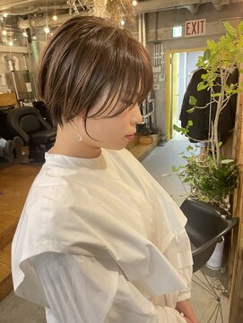 ウィークエンド(WEEKEND) 丸みショート