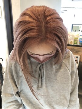 イット(it.) kana ケアブリーチ ピンクカラー