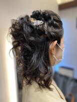 ロッソ(RoSSo)&nbsp;華やかハーフアップ