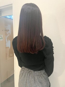 セルカ 新宿(CERCA) ワインレッドカラー［CERCA新宿/新宿西口］