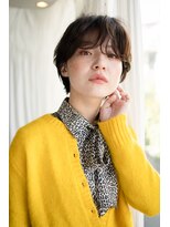 マグノリア オモテサンドウ(MAGNOLiA Omotesando)&nbsp;重めのカールが可愛い！女っぽマッシュショート・・・HINATA