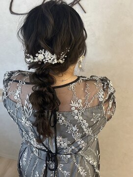 編みおろし/ヘアアレンジ/ダウンスタイル/金箔アレンジ/平塚