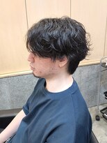 ニアウ 伊勢崎連取店(Niau)&nbsp;波巻きスパイラルパーマセンターパートウルフ