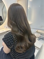 シダ(sida SAIIN)&nbsp;20代30代ロングゆる巻き