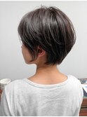 20代30代秋冬暗髪カラーレイヤーボブパーマ小顔ショート