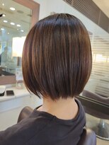 スタイル 成城学園前(STYLE)&nbsp;丸み×くびれで“首が細く見える”大人ショート