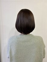 ペスカケイクリエイティブ(PESCA K-CREATIVE)&nbsp;スモーキーカラーのショートボブ