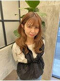 ベージュカラー×レイヤーカット