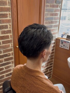 ミリオンバックス 神田店(Million Bucks) 毛流れショート/スキンフェード/メンズ/メンズカット