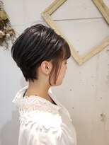 サロン ド ソーホー 蕨(Salon de SOHO) 耳かけ　くびれショートボブ【尾野恭平】