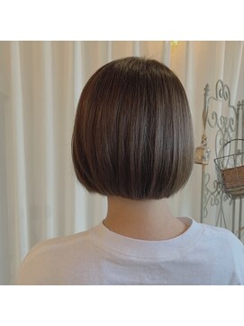 フェイバリットガーデン(FAVORITE GARDEN) サラサラボブ