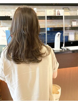 アトレ(attrait) ＊シアベージュ 透けるカラー ブリーチなしダブルカラー 天王寺