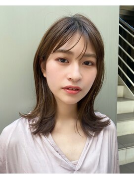 エマ ギンザ(EMMA GINZA) 大人ミディ♪ グレージュカラー