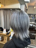 ラグズ 茅ヶ崎(LAGUZ)&nbsp;ウルフボブ×ホワイトシルバーグレー