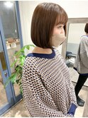 "久保田"オリーブベージュ透け感カラーまとまるボブ切りっぱなし