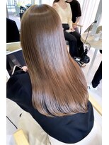 ジーナ 福岡天神(Zina)&nbsp;Caramel Brown × Premium髪質改善トリートメント【中村一樹】