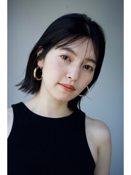 エインアンリー 明治神宮前(AIN.ANLY.) ◯ぱっつん前髪薄めバングイメチェンこなれミディアムパーマ小顔