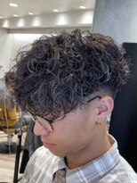 レイズ 名古屋(RAYS)&nbsp;グレーハイライトカラースペインカールパーマ　　h