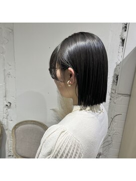 カフカ(CAFCA) 切りっぱなしボブ.