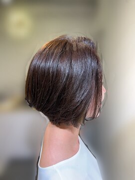 ランリ 名古屋名駅(ranri) くびれショート　前下がり